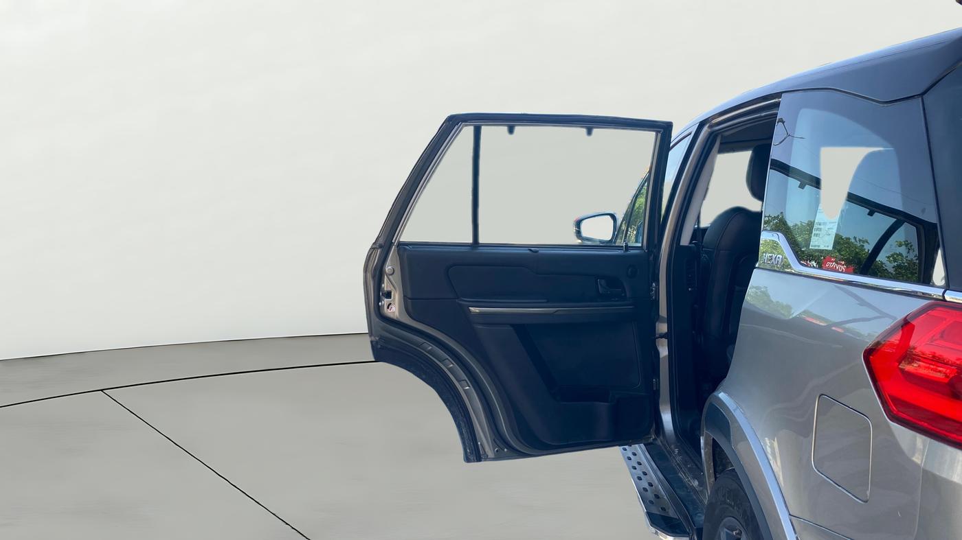 2019 Tata Hexa XTA 4X2 7 STR, Diesel, Automatic, 95,545 km, LHS Rear Door