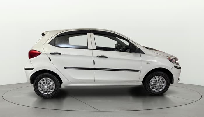 2018 Tata Tiago XE PETROL, Petrol, Manual, 23,112 km, Right Side View