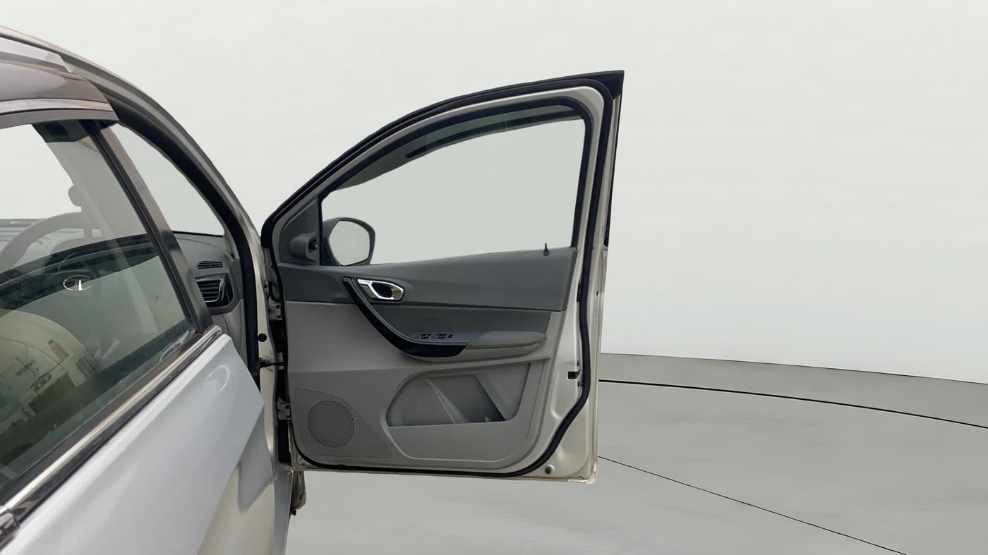 2021 Tata TIGOR XZA PLUS PETROL, Petrol, Automatic, 38,876 km, RHS Front Door