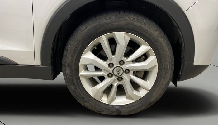 2019 Mahindra XUV300 W8 1.5 DIESEL, Diesel, Manual, 74,292 km, Right Front Wheel