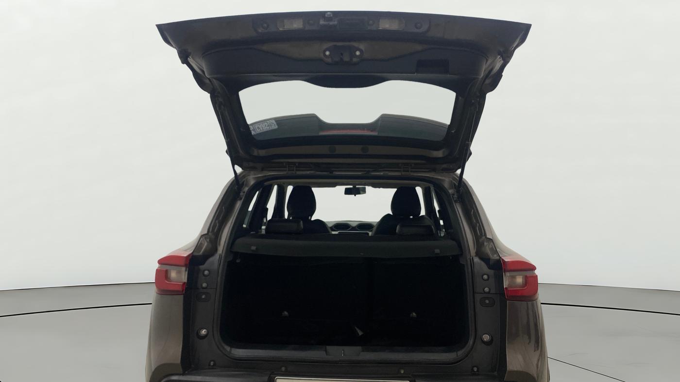 2022 Nissan MAGNITE XV TURBO CVT, Petrol, Automatic, 28,948 km, Boot Door Open
