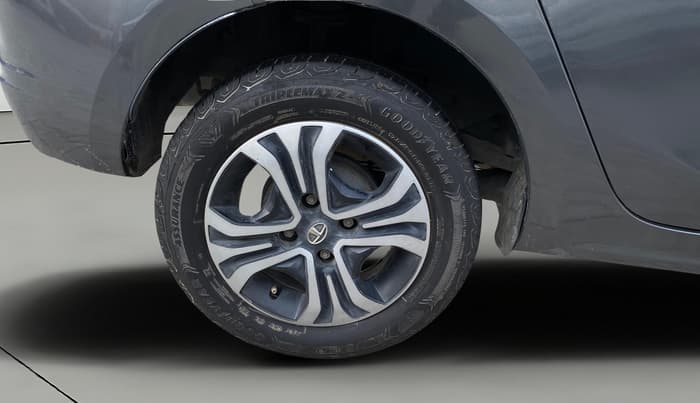 2022 Tata TIGOR XZ PLUS CNG, CNG, Manual, 1,02,167 km, Right Rear Wheel