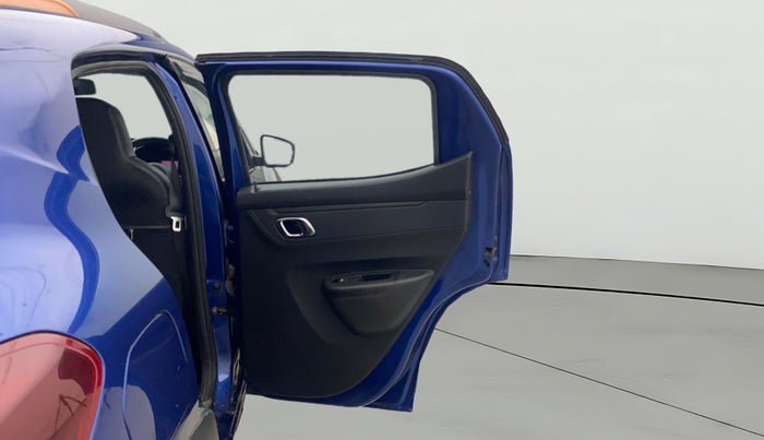 2020 Renault Kwid CLIMBER 1.0 AMT (O), Petrol, Automatic, 13,991 km, RHS Rear Door