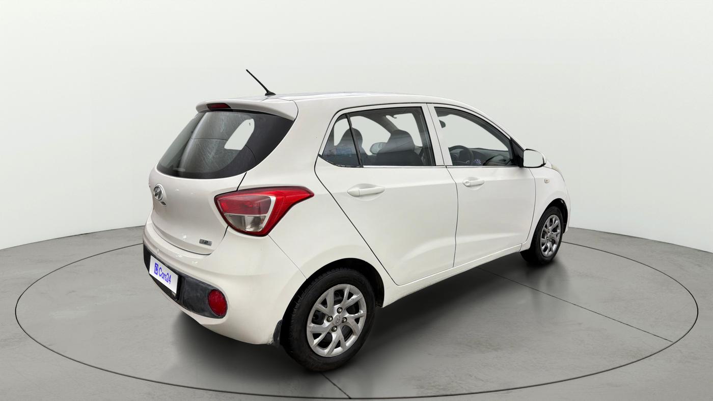 2017 Hyundai Grand i10 ASTA 1.2 KAPPA VTVT, Petrol, Manual, 96,012 km, Right Back Diagonal
