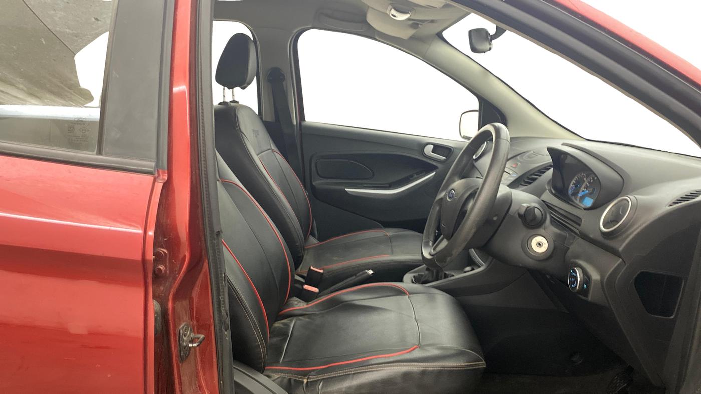 2018 Ford New Figo TREND 1.2 PETROL, Petrol, Manual, 24,343 km, Right Side Front Door Cabin