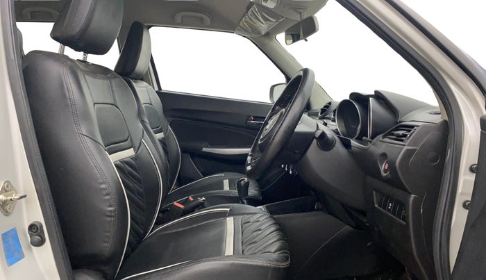 2021 Maruti Swift ZXI, Petrol, Manual, 54,043 km, Right Side Front Door Cabin