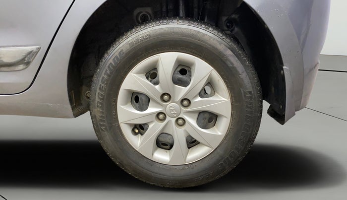 2016 Hyundai Elite i20 SPORTZ 1.2, Petrol, Manual, 40,620 km, Left Rear Wheel