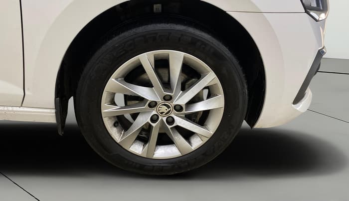 2023 Skoda SLAVIA AMBITION 1.0L TSI MT, Petrol, Manual, 48,764 km, Right Front Wheel