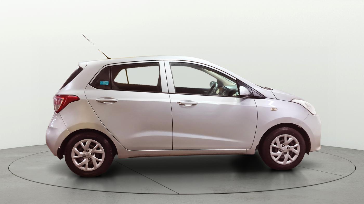2018 Hyundai Grand i10 MAGNA 1.2 KAPPA VTVT, CNG, Manual, 83,515 km, Right Side View