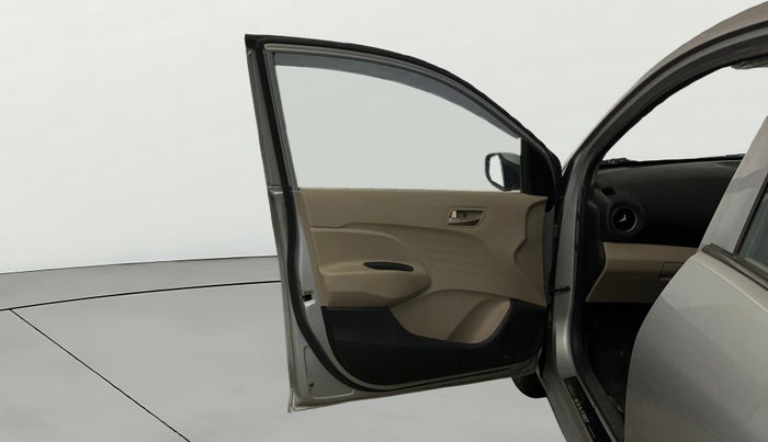 2019 Hyundai NEW SANTRO SPORTZ CNG, CNG, Manual, 86,196 km, LHS Front Door