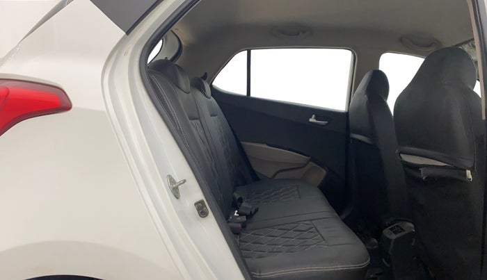 2017 Hyundai Grand i10 SPORTZ 1.2 KAPPA VTVT, Petrol, Manual, 18,097 km, Right Side Rear Door Cabin