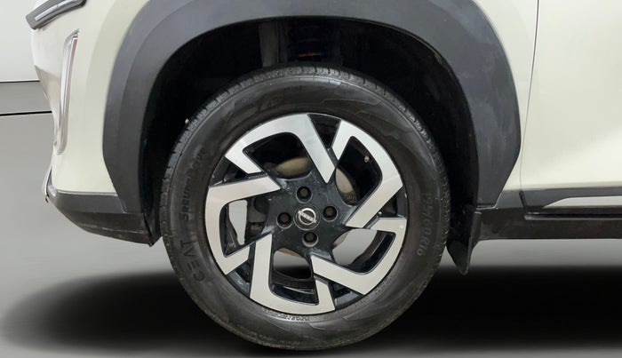 2021 Nissan MAGNITE XV PREMIUM TURBO CVT DUAL TONE, Petrol, Automatic, 62,027 km, Left Front Wheel