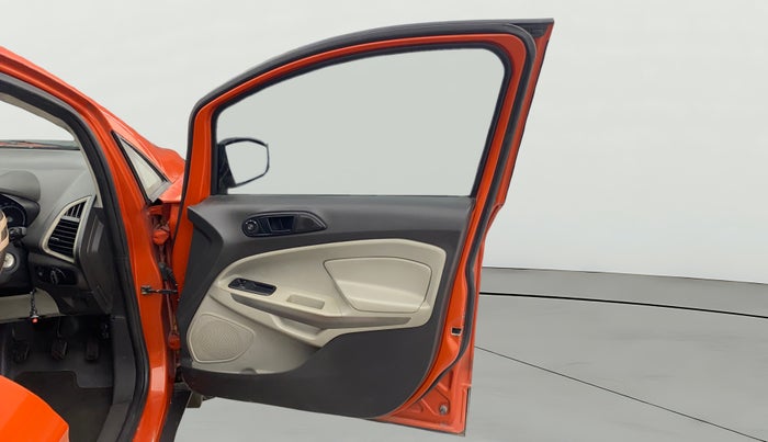 2014 Ford Ecosport AMBIENTE 1.5L DIESEL, Diesel, Manual, 1,17,219 km, RHS Front Door