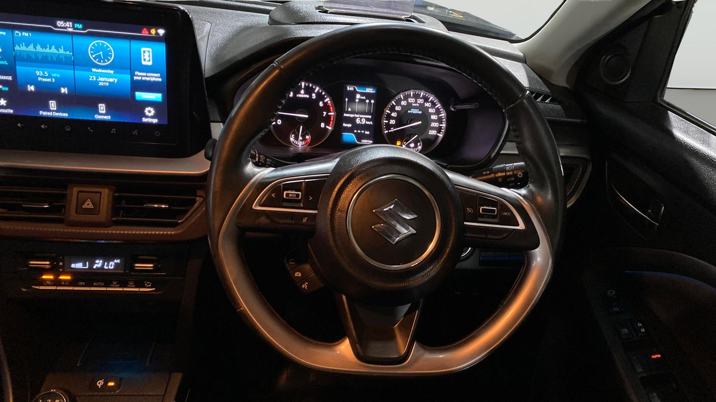 2023 Maruti BREZZA ZXI + SMART HYBRID, Petrol, Manual, 14,576 km, Steering Wheel Close Up