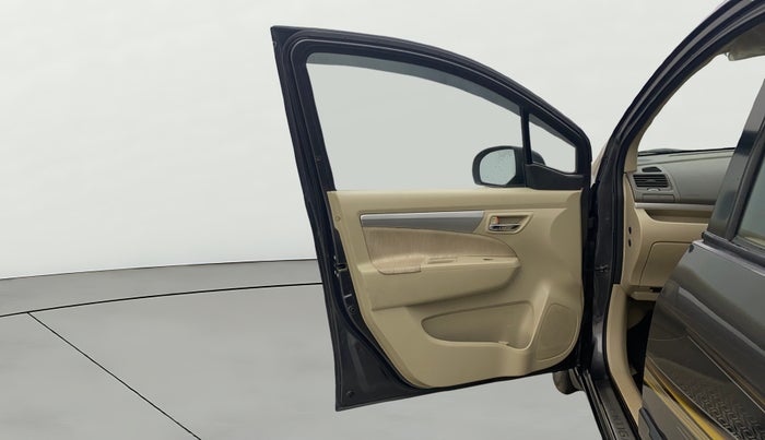 2015 Maruti Ertiga ZXI, Petrol, Manual, 81,005 km, LHS Front Door