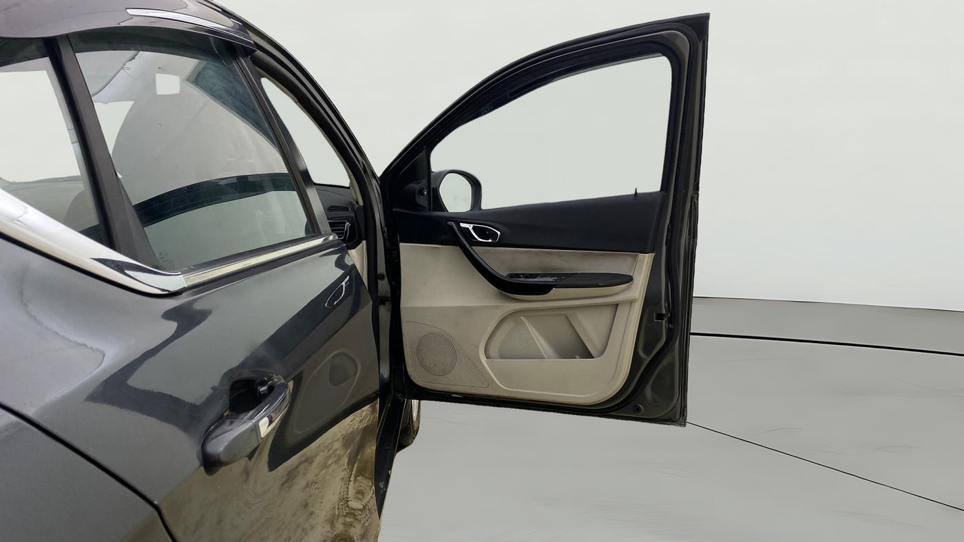 2022 Tata TIGOR XZ PLUS CNG, CNG, Manual, 1,49,312 km, RHS Front Door