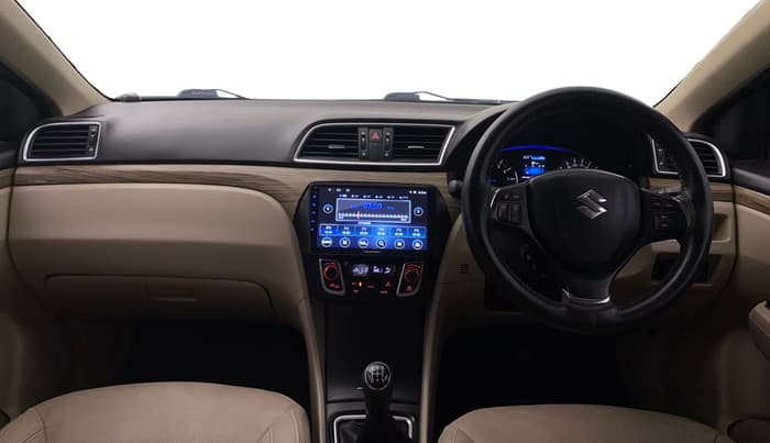 2018 Maruti Ciaz DELTA 1.5 SHVS MT PETROL, Petrol, Manual, 1,40,421 km, Dashboard