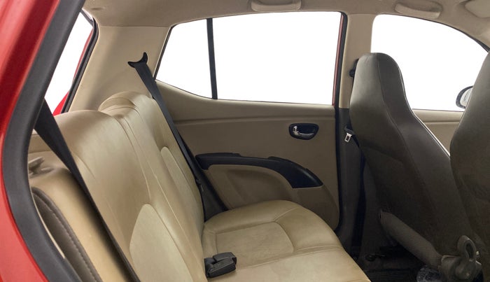 2013 Hyundai Grand i10 MAGNA 1.2 KAPPA VTVT, Petrol, Manual, 42,889 km, Right Side Rear Door Cabin