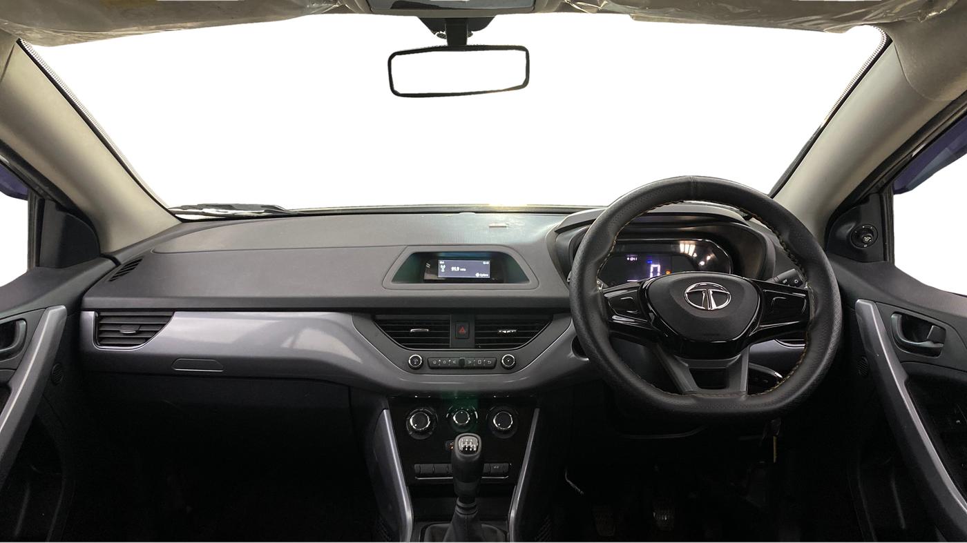 2023 Tata NEXON XM PETROL, Petrol, Manual, 13,857 km, Dashboard