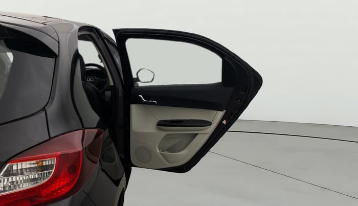 2023 Tata Tiago XZ PLUS PETROL, Petrol, Manual, 25,867 km, RHS Rear Door