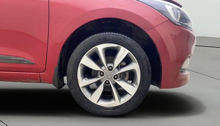 2017 Hyundai Elite i20 ASTA 1.2 (O), Petrol, Manual, 1,16,661 km, Right Front Wheel