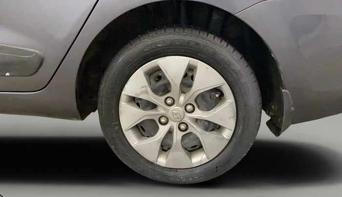 2018 Hyundai Xcent S 1.2, Petrol, Manual, 49,367 km, Left Rear Wheel