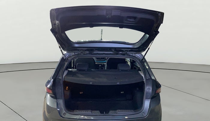 2023 Tata ALTROZ XZ PETROL, Petrol, Manual, 2,818 km, Boot Open Zoomed View