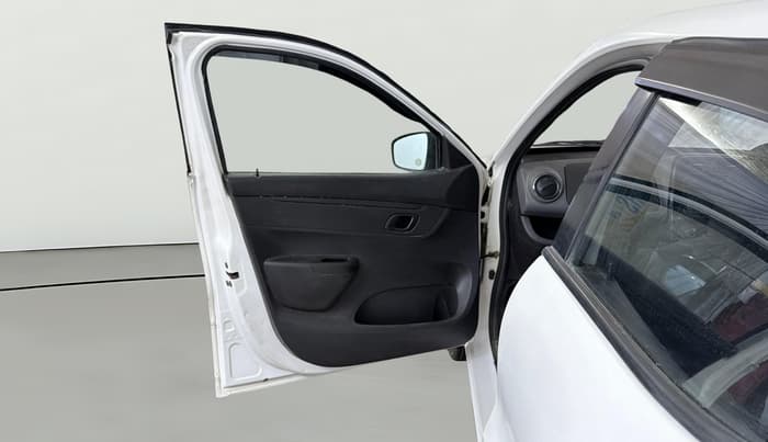 2017 Renault Kwid RXT 1.0 AMT (O), Petrol, Automatic, 1,00,783 km, LHS Front Door