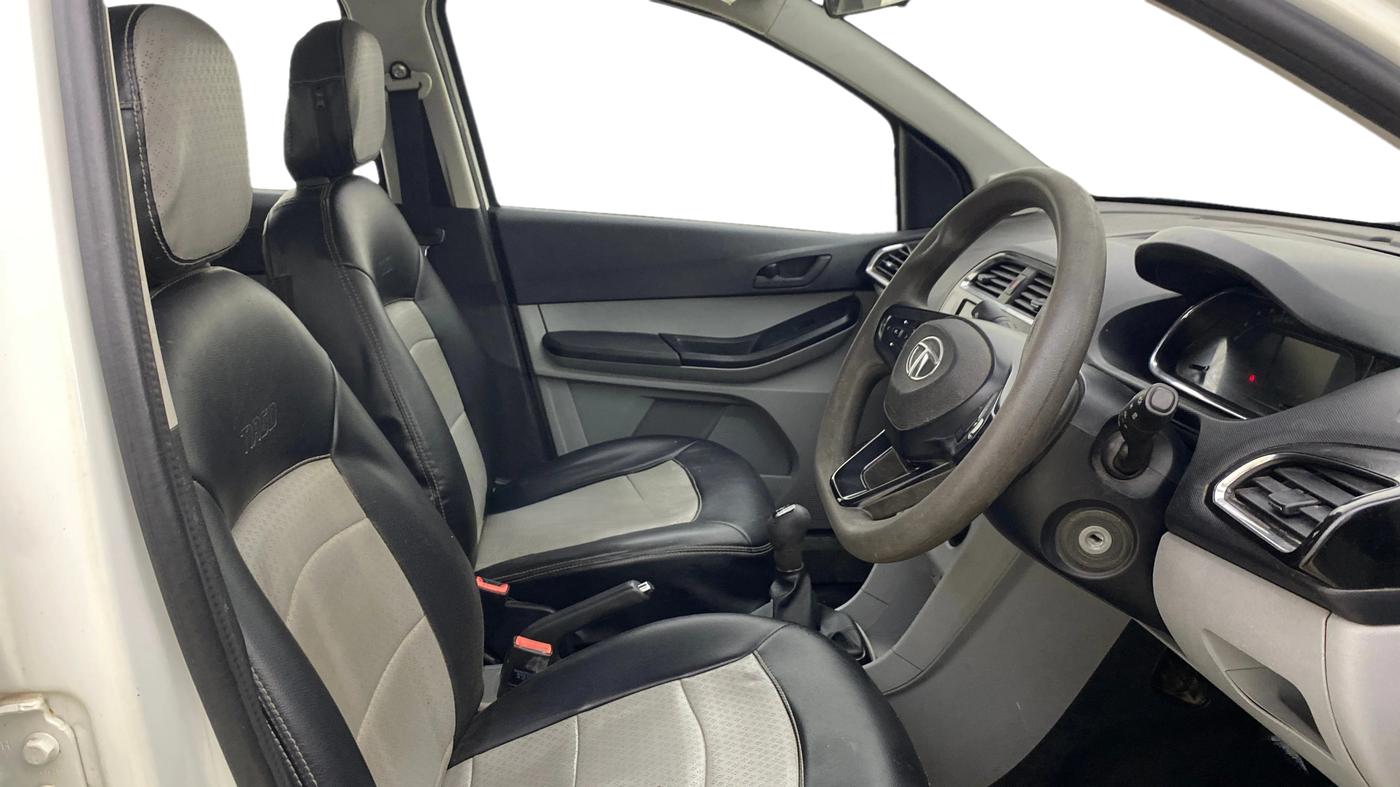 2023 Tata Tiago XT CNG, CNG, Manual, 84,865 km, Right Side Front Door Cabin