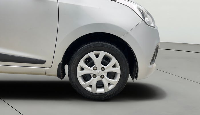 2014 Hyundai Grand i10 SPORTZ 1.2 KAPPA VTVT, Petrol, Manual, 15,516 km, Right Front Wheel