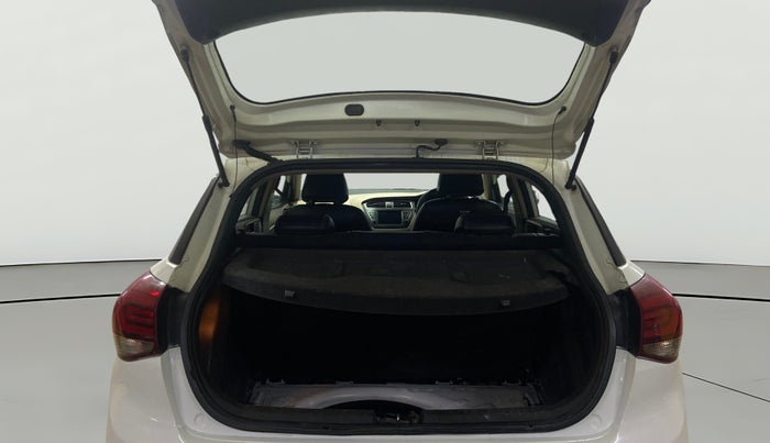 2018 Hyundai Elite i20 ASTA 1.4 CRDI (O), Diesel, Manual, 82,196 km, Boot Open Zoomed View