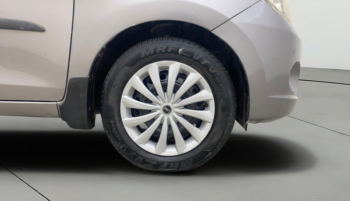 2016 Maruti Celerio ZXI AMT (O), Petrol, Automatic, 71,185 km, Right Front Wheel