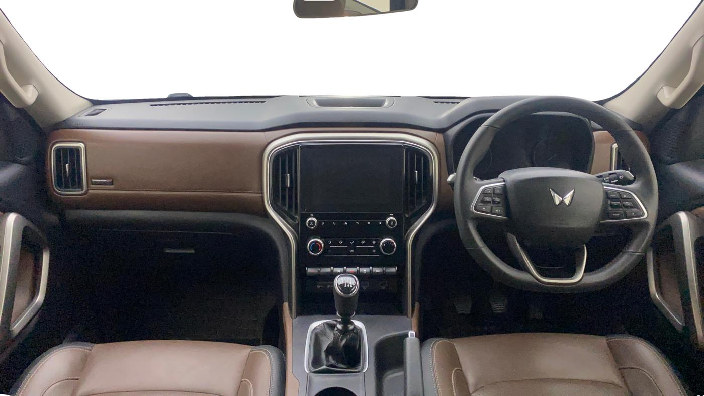 2024 Mahindra SCORPIO-N Z8 PETROL MT 7 STR, Petrol, Manual, 12,317 km, Dashboard