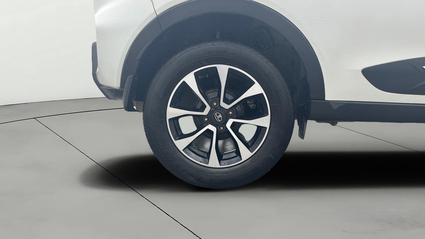 2021 Tata NEXON XZ PLUS PETROL SUNROOF, Petrol, Manual, 37,153 km, Right Rear Wheel