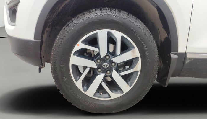 2022 Tata Harrier XZ PLUS 2.0L, Diesel, Manual, 97,048 km, Left Front Wheel