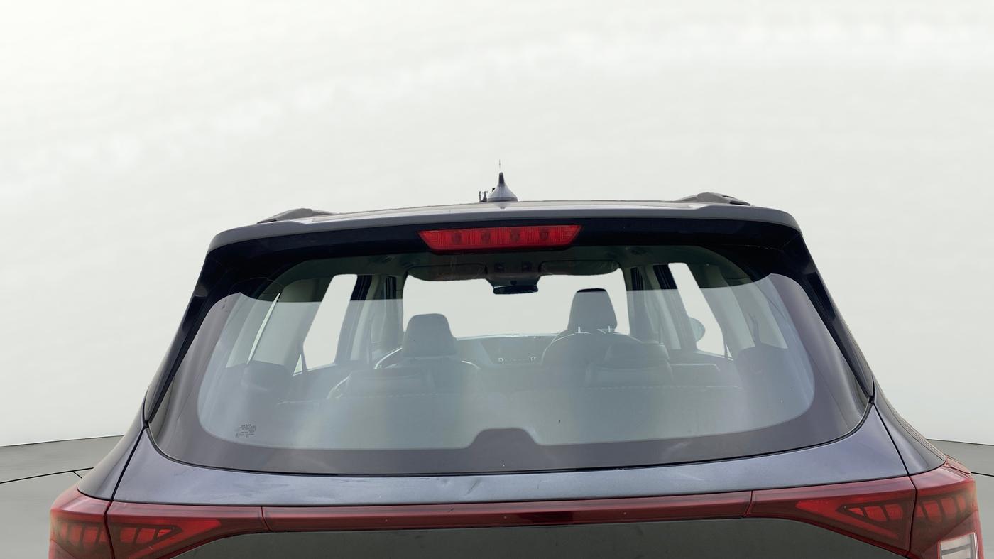 2023 KIA CARENS PRESTIGE 1.4 PETROL 7 STR, Petrol, Manual, 59,849 km, Rear Windshield
