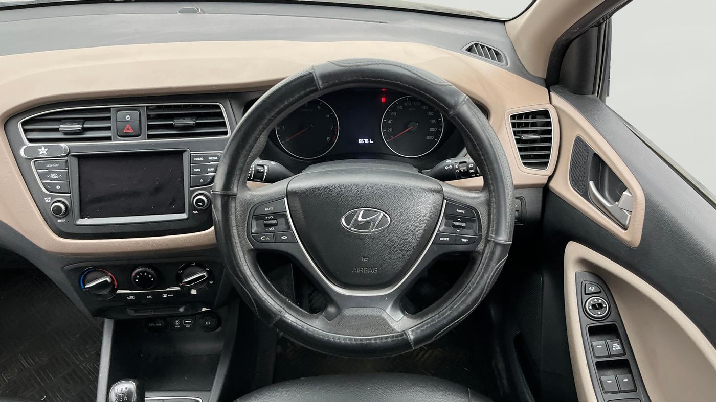 2020 Hyundai Elite i20 SPORTZ PLUS 1.2, Petrol, Manual, 66,761 km, Steering Wheel Close Up
