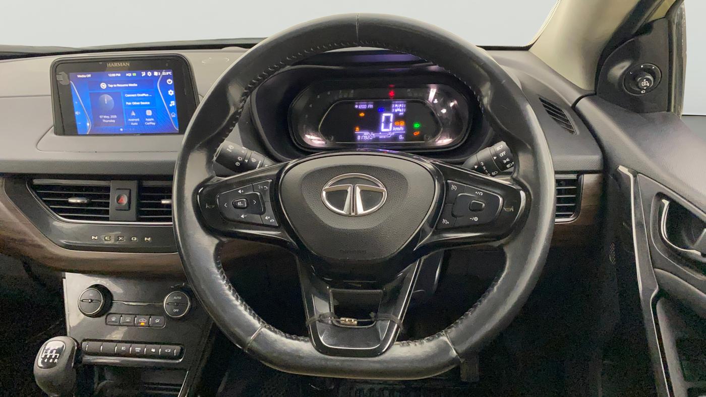 2022 Tata NEXON XZ PLUS (PREMIUM) KAZIRANGA PETROL, Petrol, Manual, 81,792 km, Steering Wheel Close Up