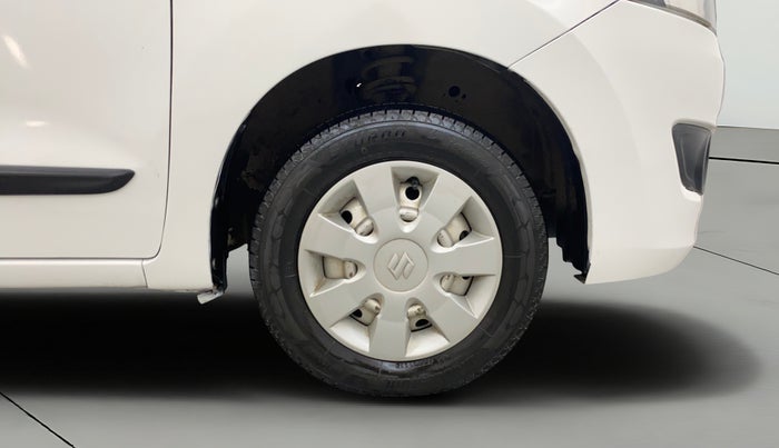 2016 Maruti Wagon R 1.0 LXI CNG, CNG, Manual, 1,04,598 km, Right Front Wheel