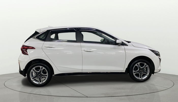 2025 Hyundai NEW I20 SPORTZ 1.2 MT, Petrol, Manual, 5,349 km, Right Side View
