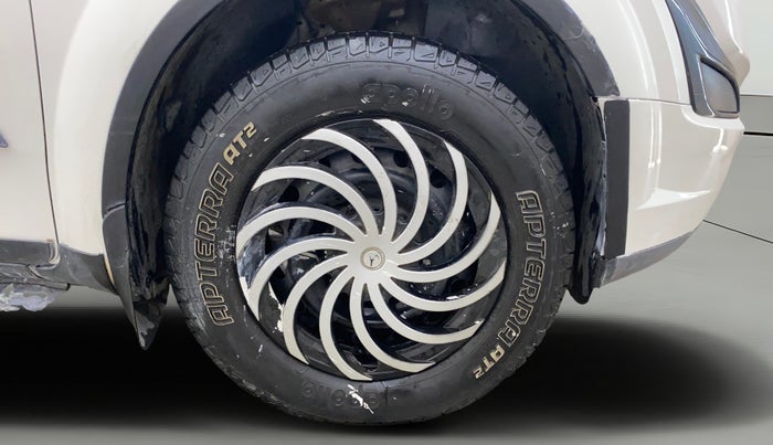 2015 Mahindra XUV500 W6, Diesel, Manual, 60,821 km, Right Front Wheel