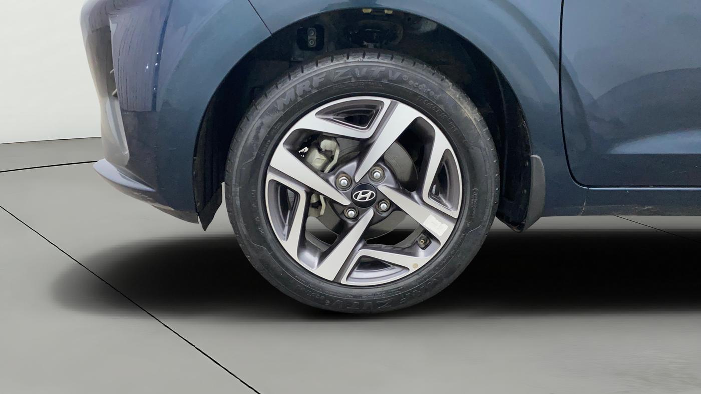 2022 Hyundai AURA SX 1.2, Petrol, Manual, 31,586 km, Left Front Wheel