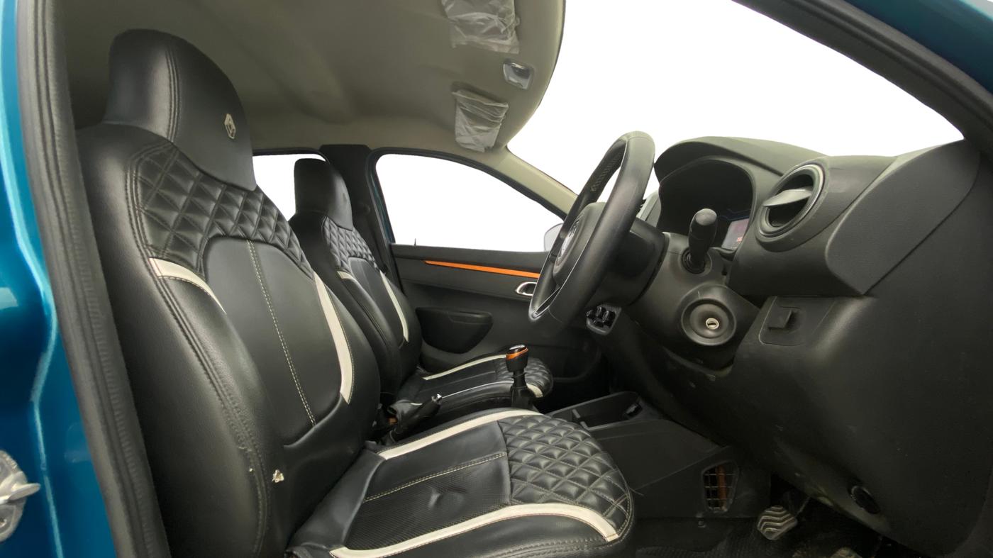 2021 Renault Kwid CLIMBER 1.0 (O), Petrol, Manual, 39,646 km, Right Side Front Door Cabin
