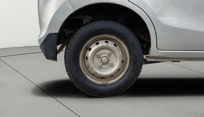 2013 Maruti Alto LX, Petrol, Manual, 55,054 km, Right Rear Wheel