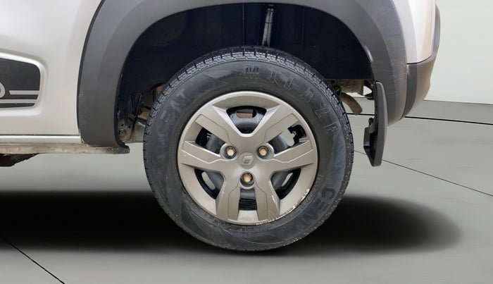 2018 Renault Kwid RXT 1.0 AMT, Petrol, Automatic, 28,606 km, Left Rear Wheel