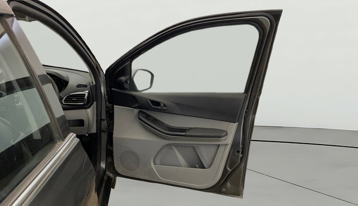 2020 Tata Tiago XT PETROL, Petrol, Manual, 56,932 km, RHS Front Door