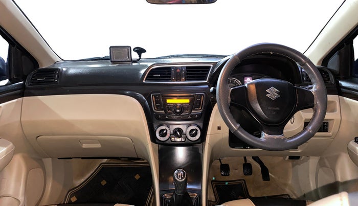 2016 Maruti Ciaz VXI, Petrol, Manual, 87,836 km, Dashboard