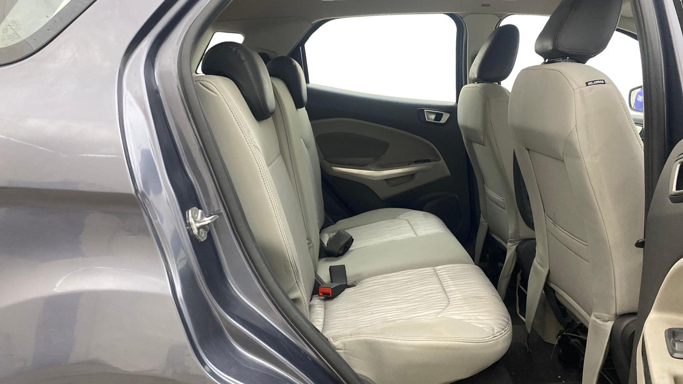 2015 Ford Ecosport TITANIUM 1.5L PETROL AT, Petrol, Automatic, 1,04,391 km, Right Side Rear Door Cabin