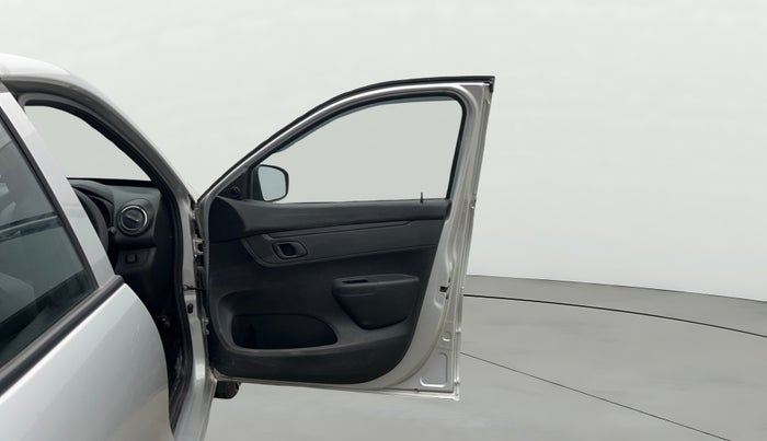 2024 Renault Kwid RXL(O) 1.0L, Petrol, Manual, 19,926 km, RHS Front Door