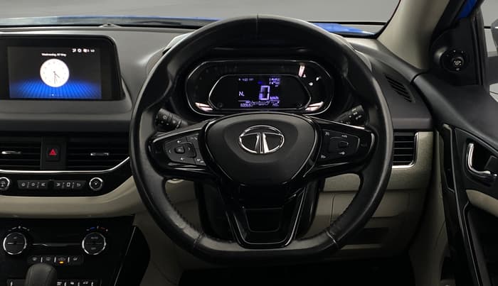 2020 Tata NEXON XZA PLUS (O) DIESEL, Diesel, Automatic, 60,064 km, Steering Wheel Close Up